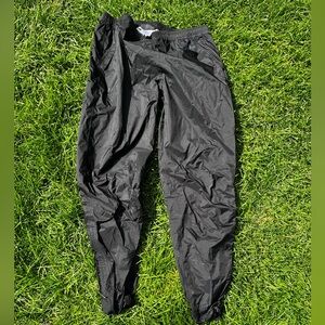 Patagonia women’s h2no Torrentshell rain pants